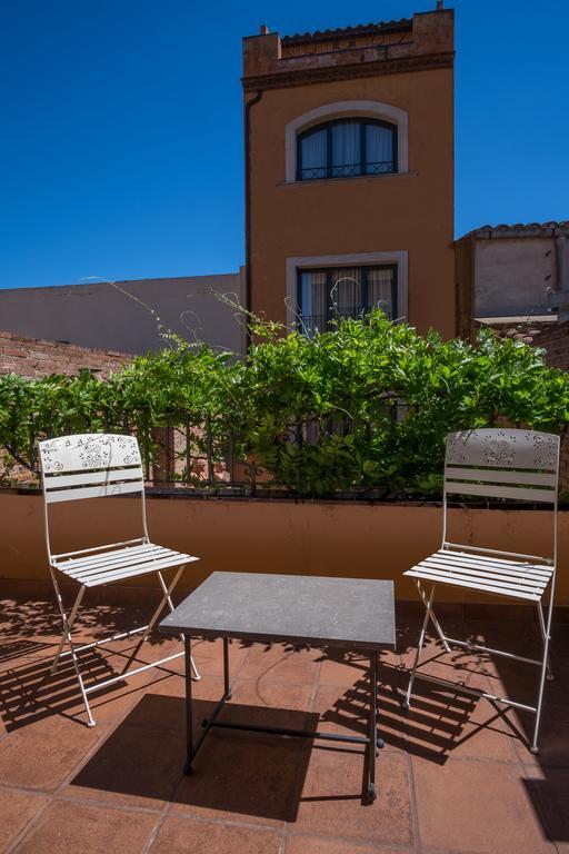 Montbrió del Camp Apartaments Suites Sant Jordi מראה חיצוני תמונה