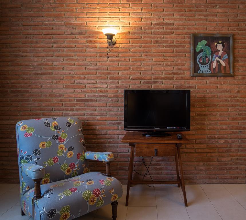 Montbrió del Camp Apartaments Suites Sant Jordi מראה חיצוני תמונה