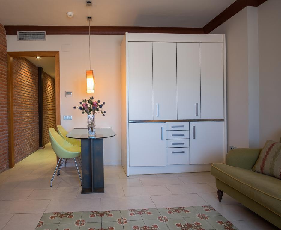 Montbrió del Camp Apartaments Suites Sant Jordi מראה חיצוני תמונה
