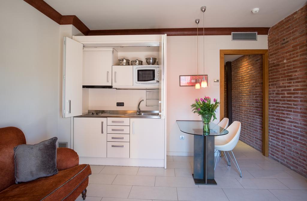 Montbrió del Camp Apartaments Suites Sant Jordi מראה חיצוני תמונה
