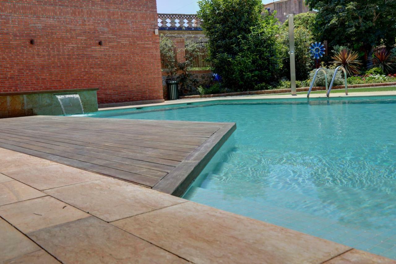 Montbrió del Camp Apartaments Suites Sant Jordi מראה חיצוני תמונה